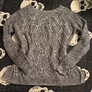 Women’s Size L Heather Grey Cable Knit Sweater